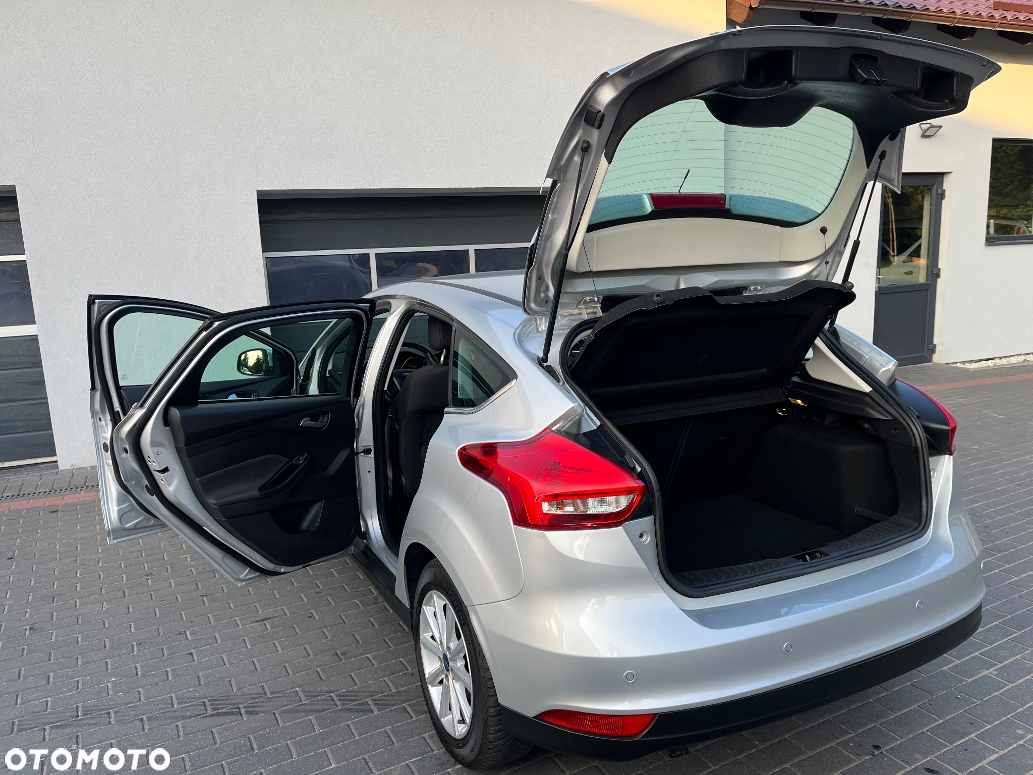 Ford Focus 1.0 EcoBoost Hybrid TITANIUM X - 17