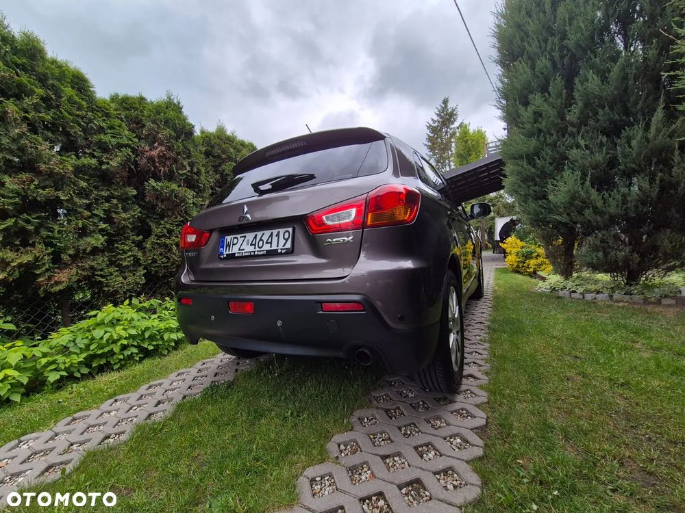Mitsubishi ASX 1.8 DID Instyle NAVI 4WD AS&G - 11