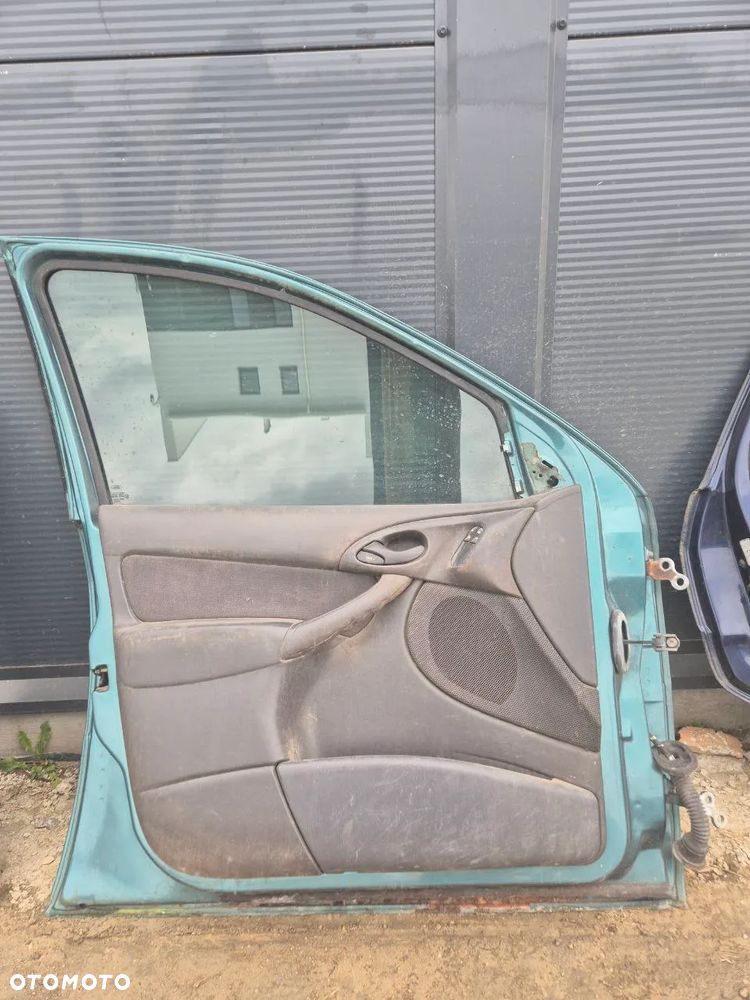 DRZWI / KLAPA BAGAŻNIKA FOCUS MK1 98-04r - 12