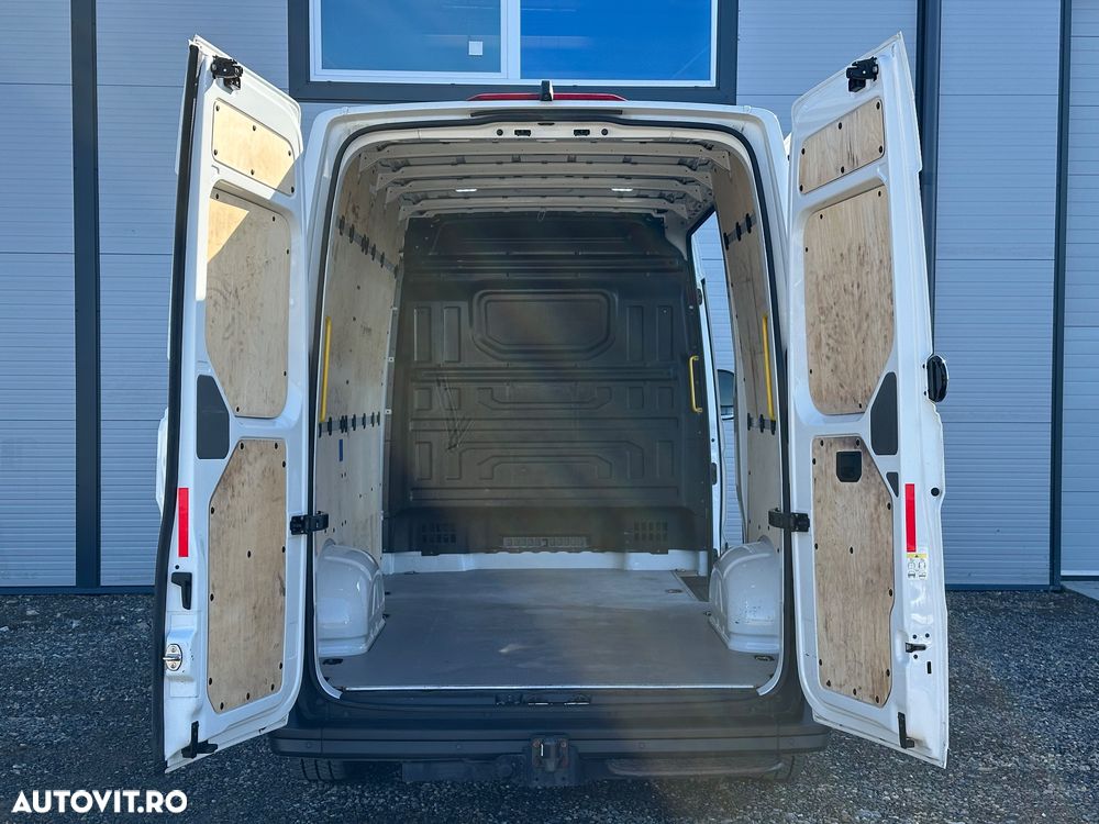 Volkswagen Crafter - 30