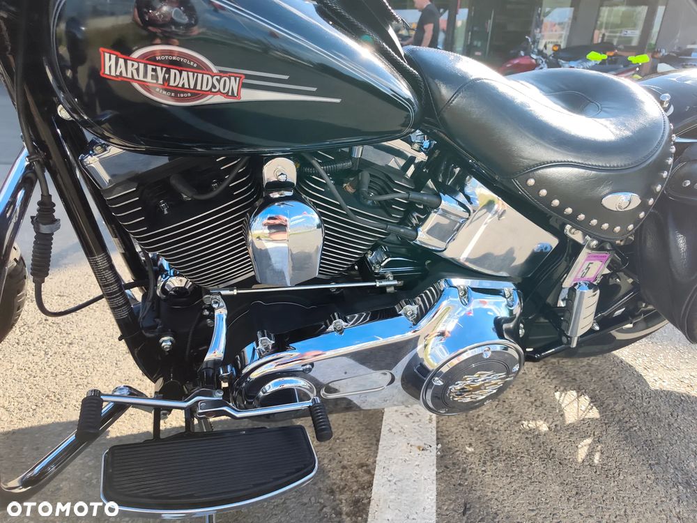 Harley-Davidson Softail Heritage Classic - 33