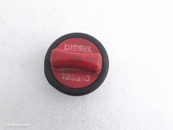 Tampa / Tampao Combustivel  Mercedes-Benz C-Class (W204) - 1