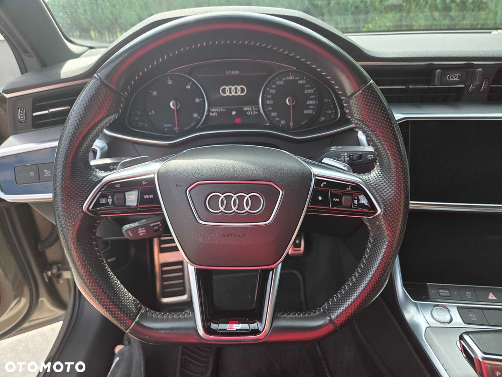 Audi A6 Avant - 1