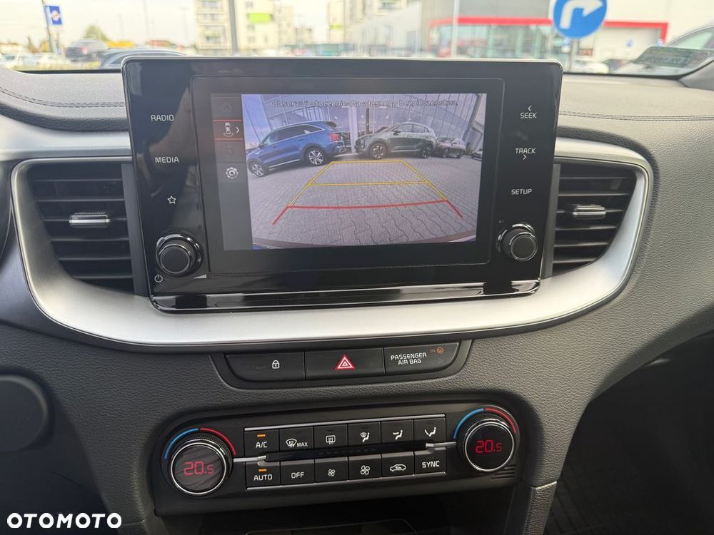 Kia Ceed 1.5 T-GDI M - 25