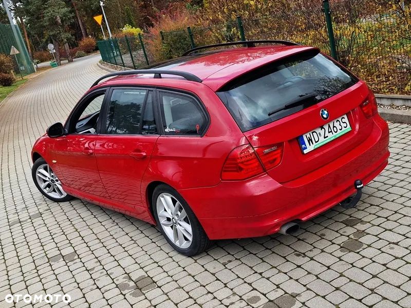 BMW Seria 3 320i Touring - 8