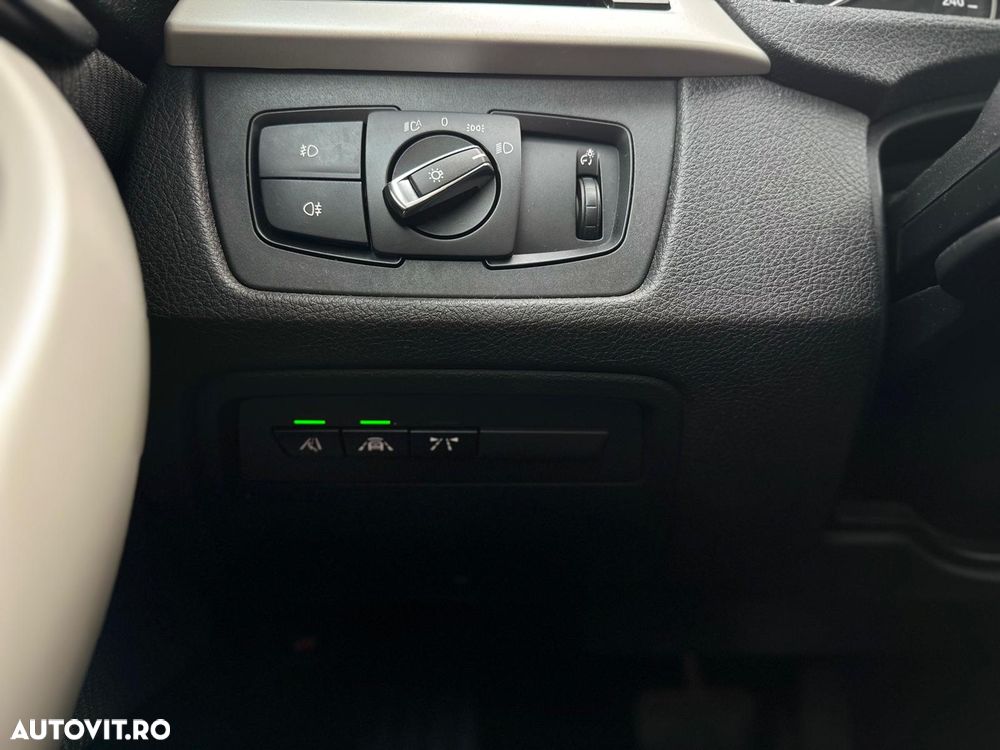 BMW Seria 3 325d Aut. Advantage - 10
