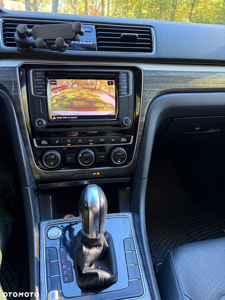 Volkswagen Passat - 7
