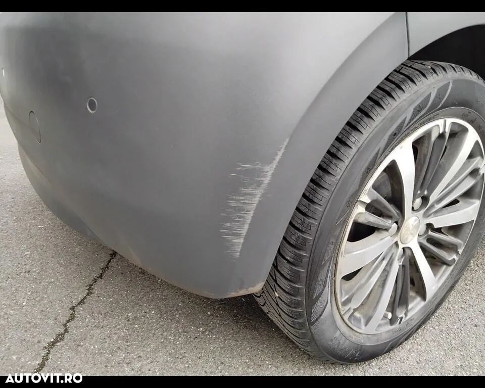 Peugeot 208 1.2 L PureTech Style - 10