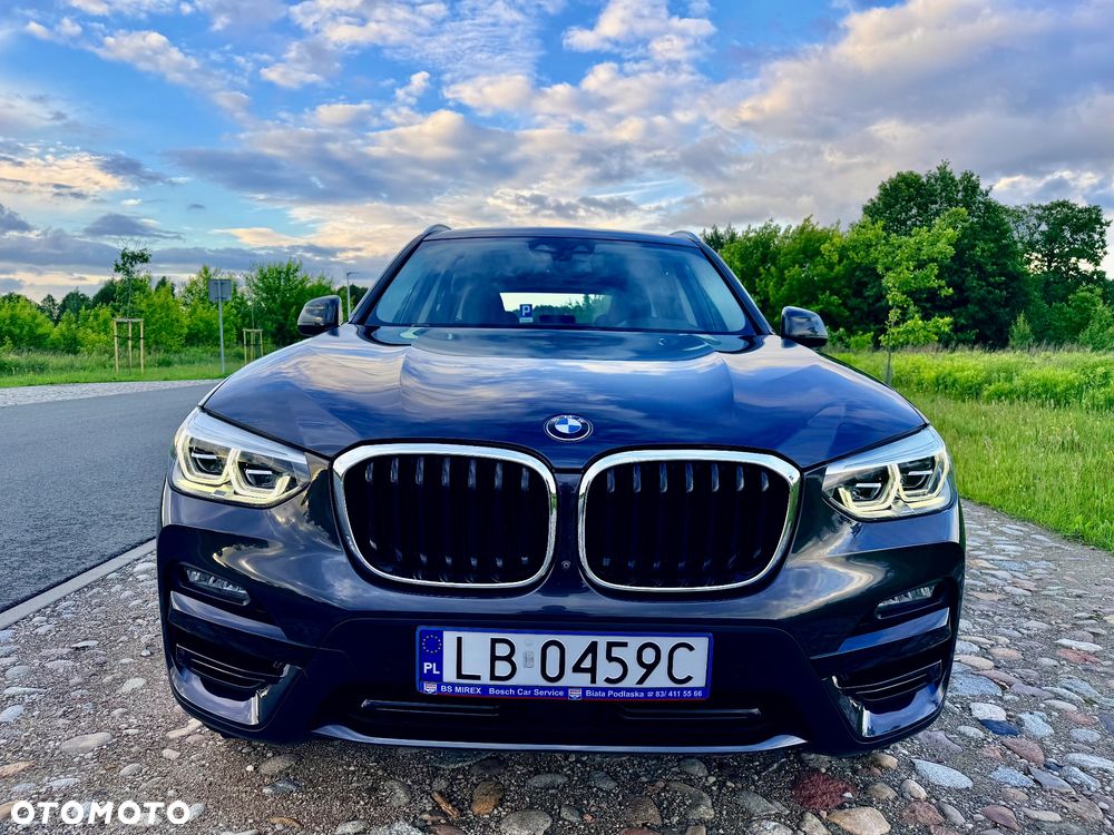 BMW X3 xDrive30e Business Edition sport - 2