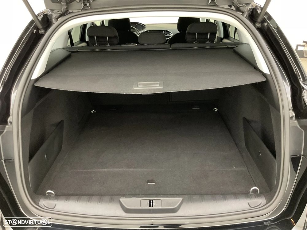 Peugeot 308 SW 1.5 BlueHDi Style - 17