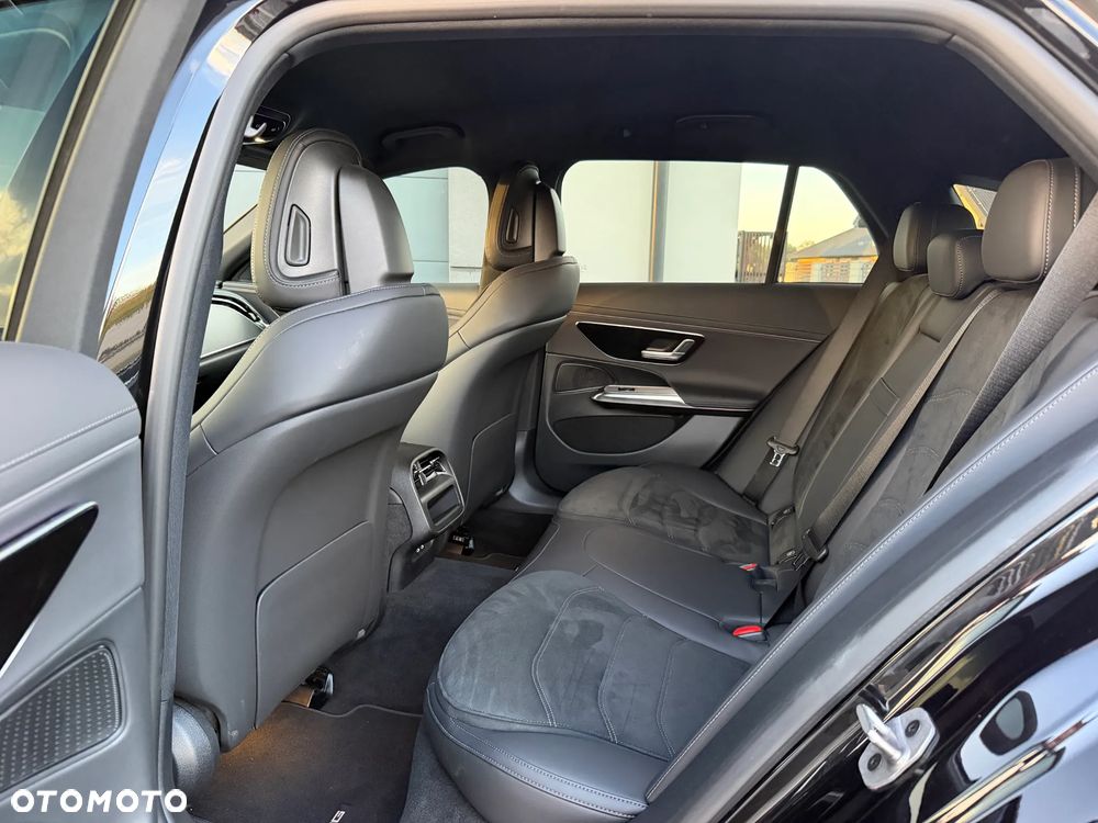 Mercedes-Benz Klasa E 220 d mHEV 4-Matic AMG 9G-Tronic - 18