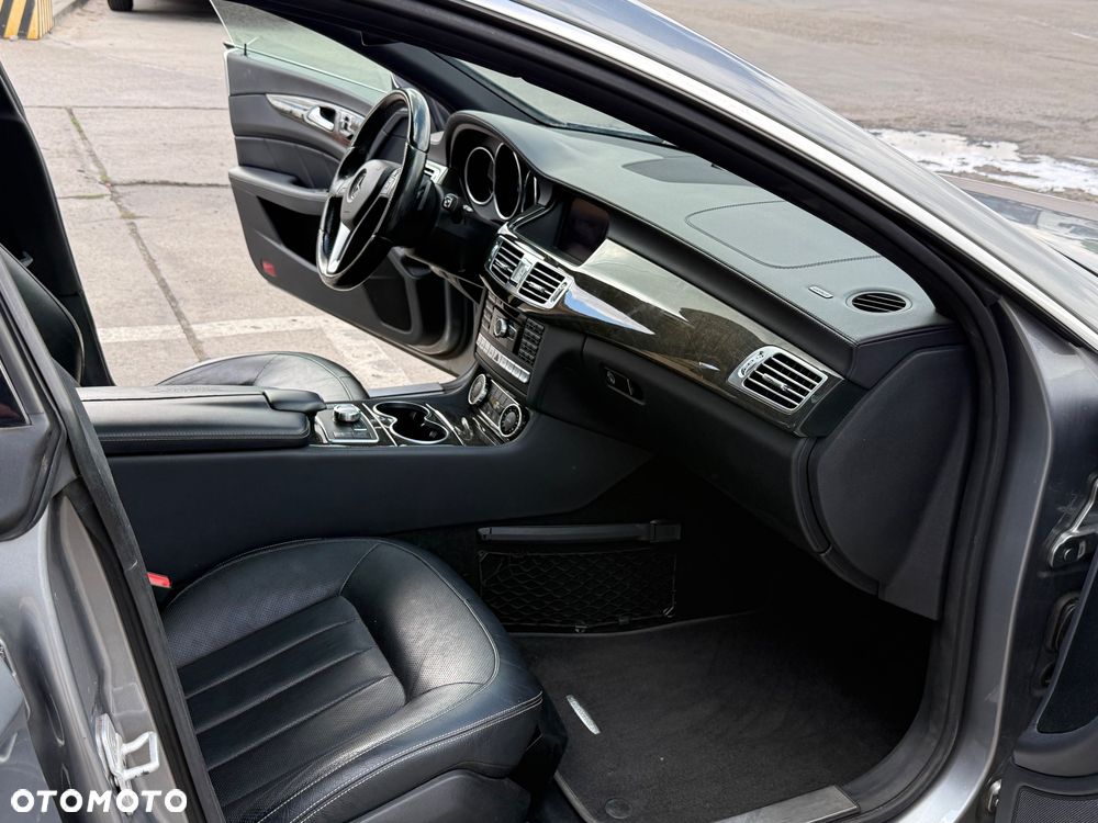 Mercedes-Benz CLS 500 4-Matic 7G-TRONIC - 9