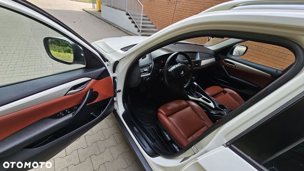 BMW X1 sDrive18d Sport Line - 10