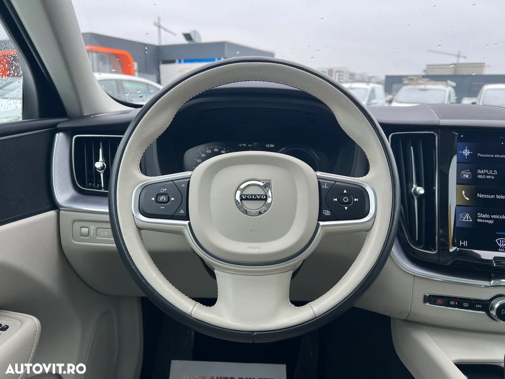 Volvo XC 60 T6 AWD Recharge Geartronic Inscription Expression - 12