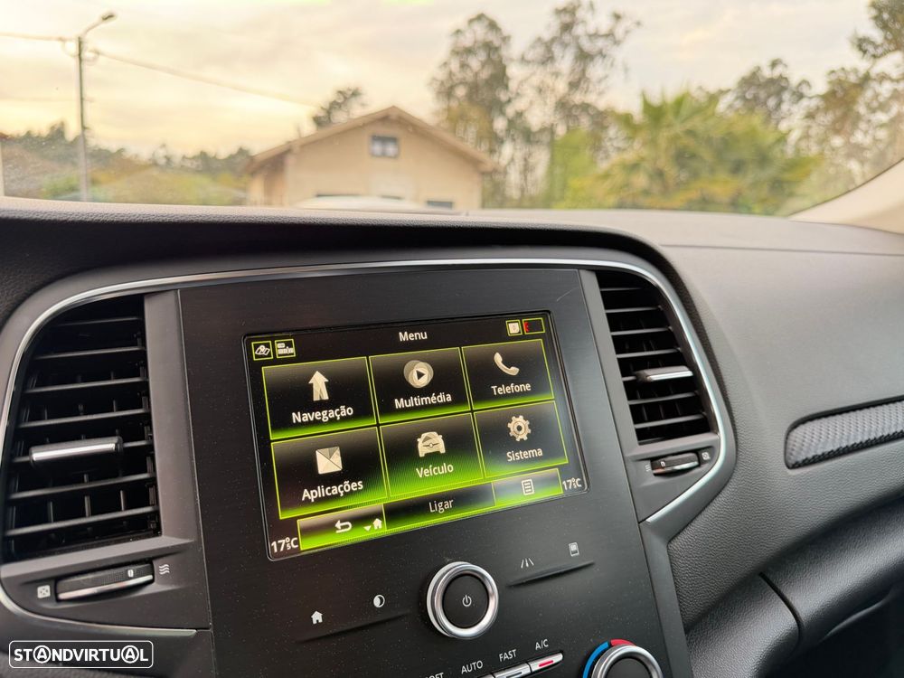 Renault Mégane 1.5 Blue dCi Zen - 14