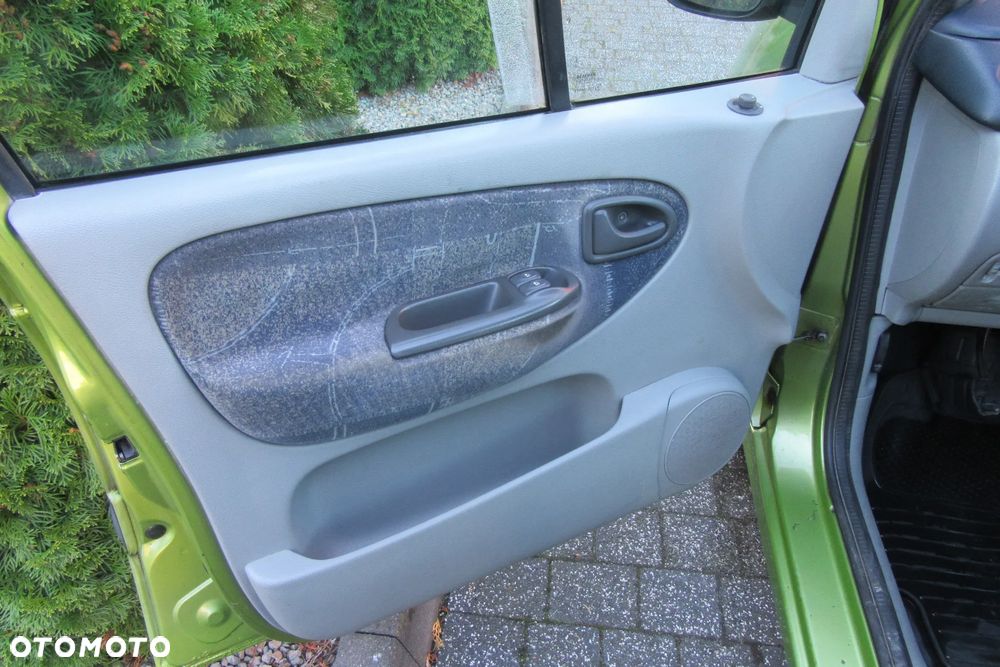 Renault Scenic Megane 2.0 RXI 16V - 9