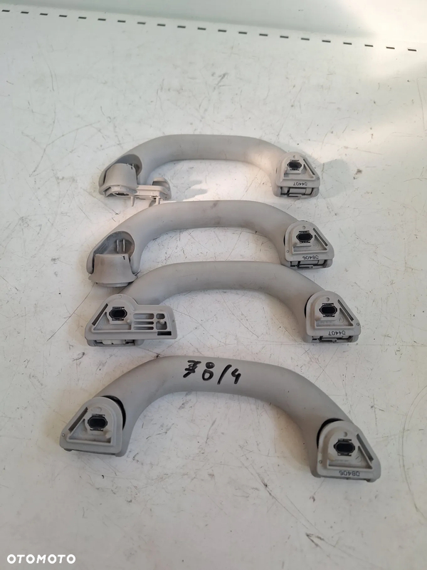 VW TOURAN rączka uchwyt podsufitki  komplet 6N0857607AB   (78/4)
