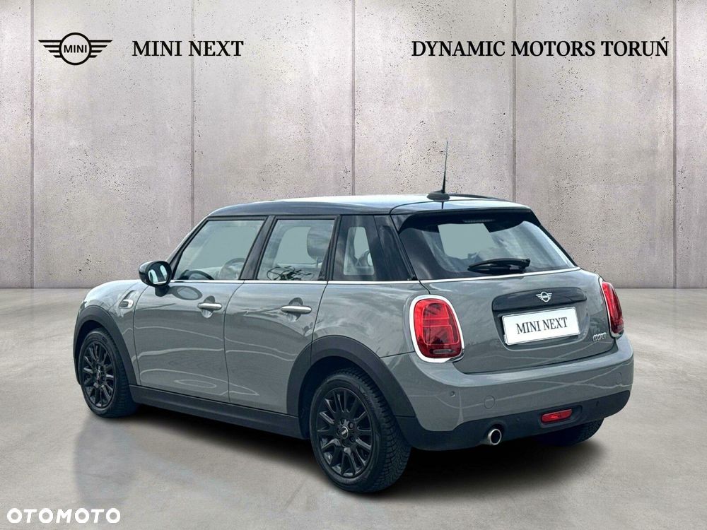 MINI Cooper Standard - 7