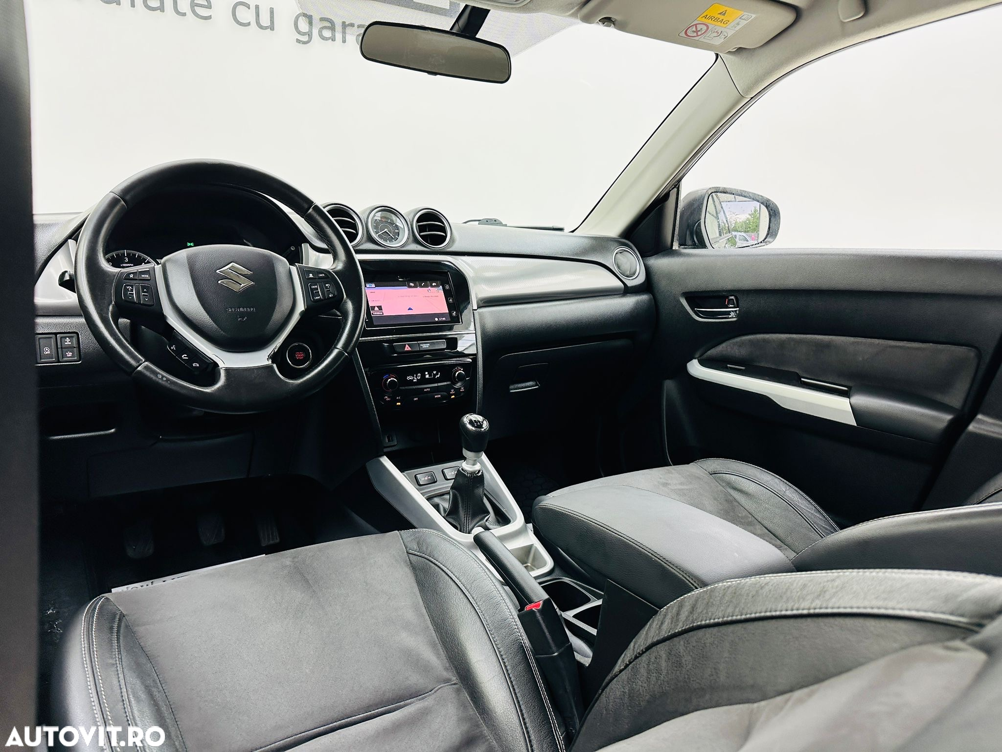 Suzuki Vitara - 25
