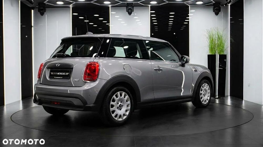 MINI ONE - 5