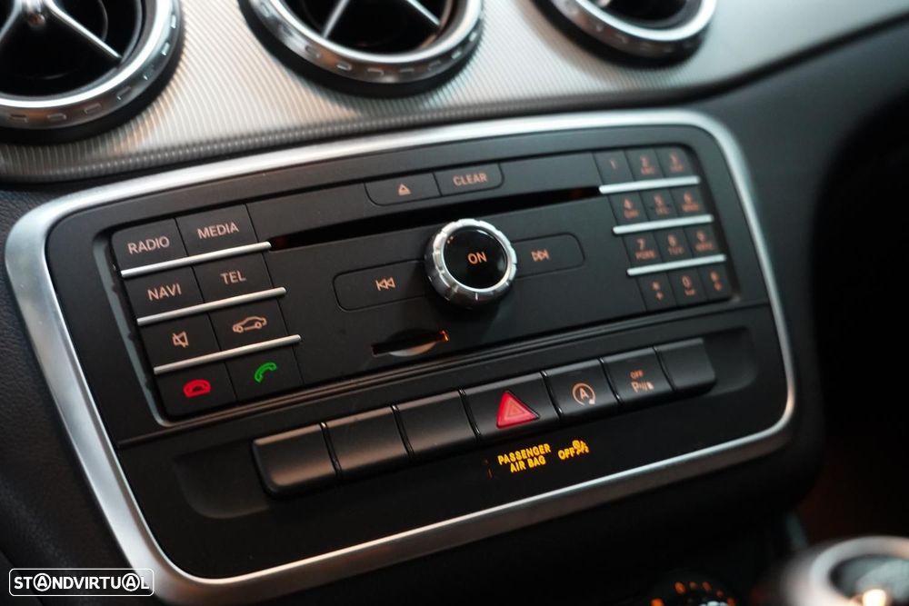 Mercedes-Benz GLA 180 CDi Urban - 12