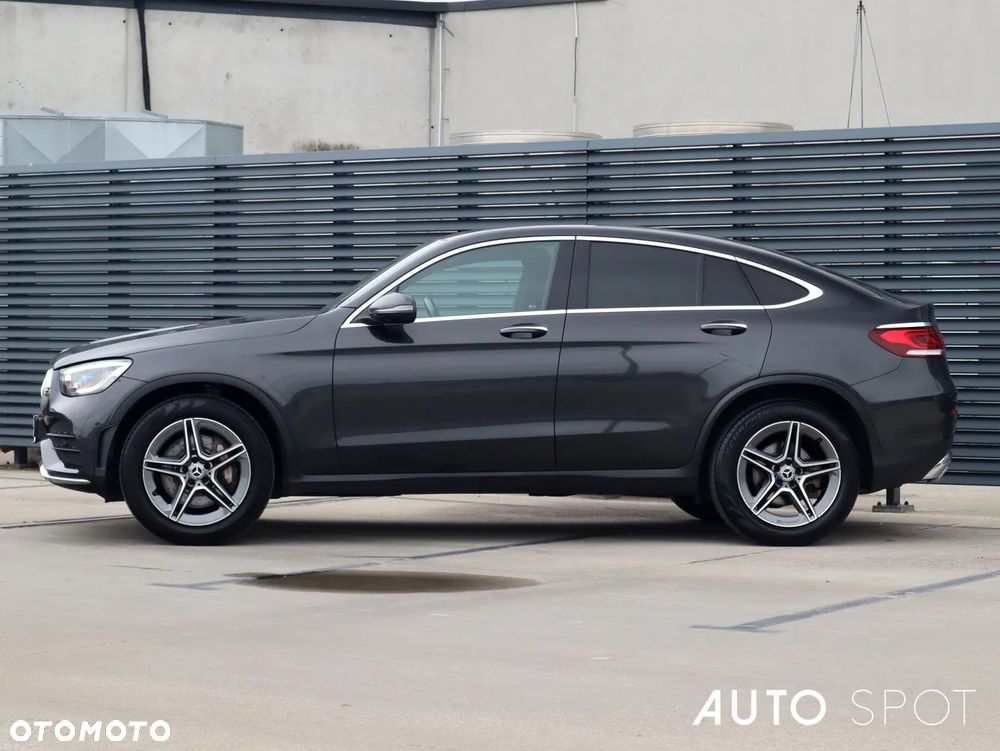 Mercedes-Benz GLC 200 4Matic 9G-TRONIC AMG Line - 2