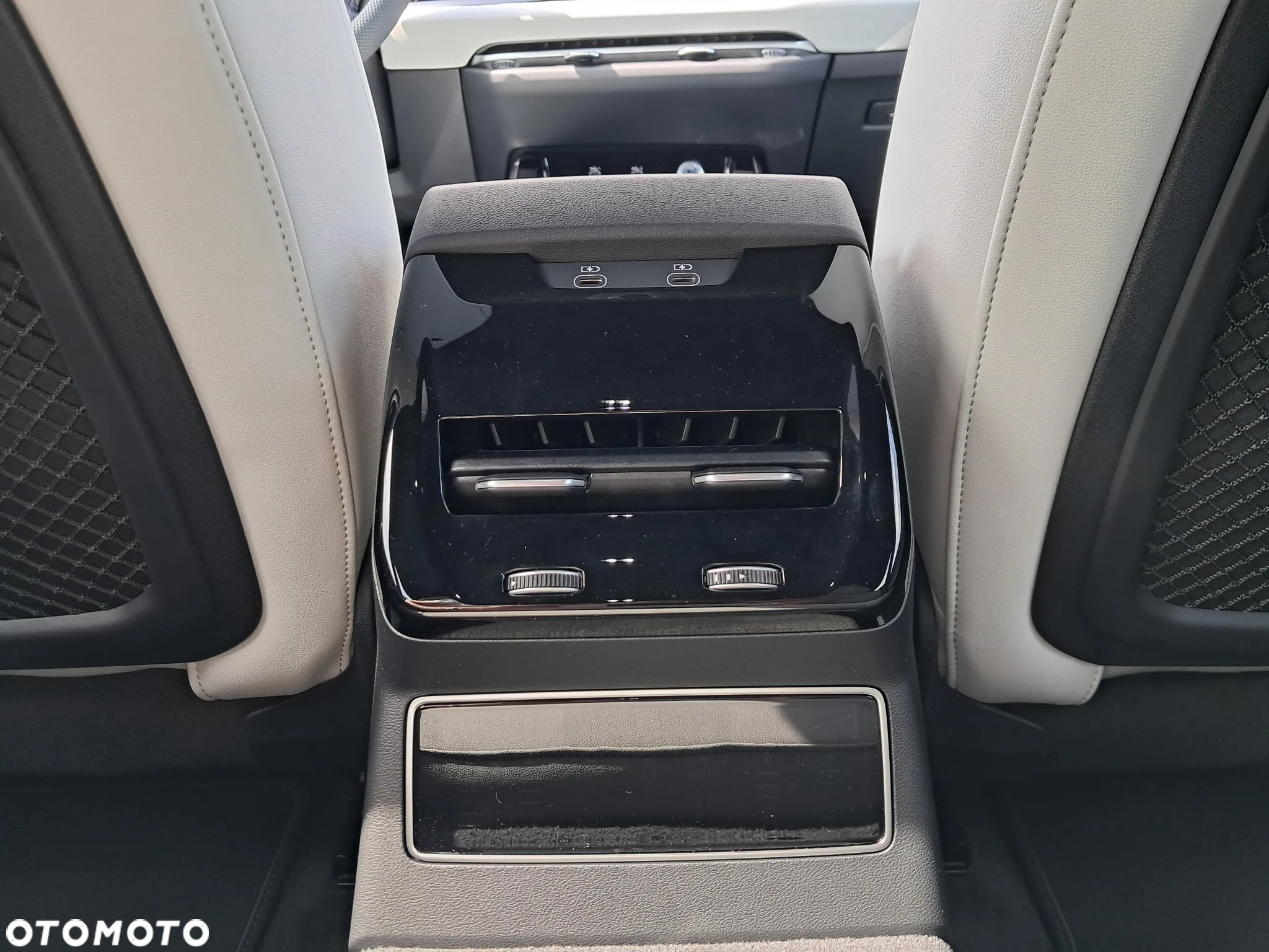 Audi A6 Avant TFSI S tronic - 11