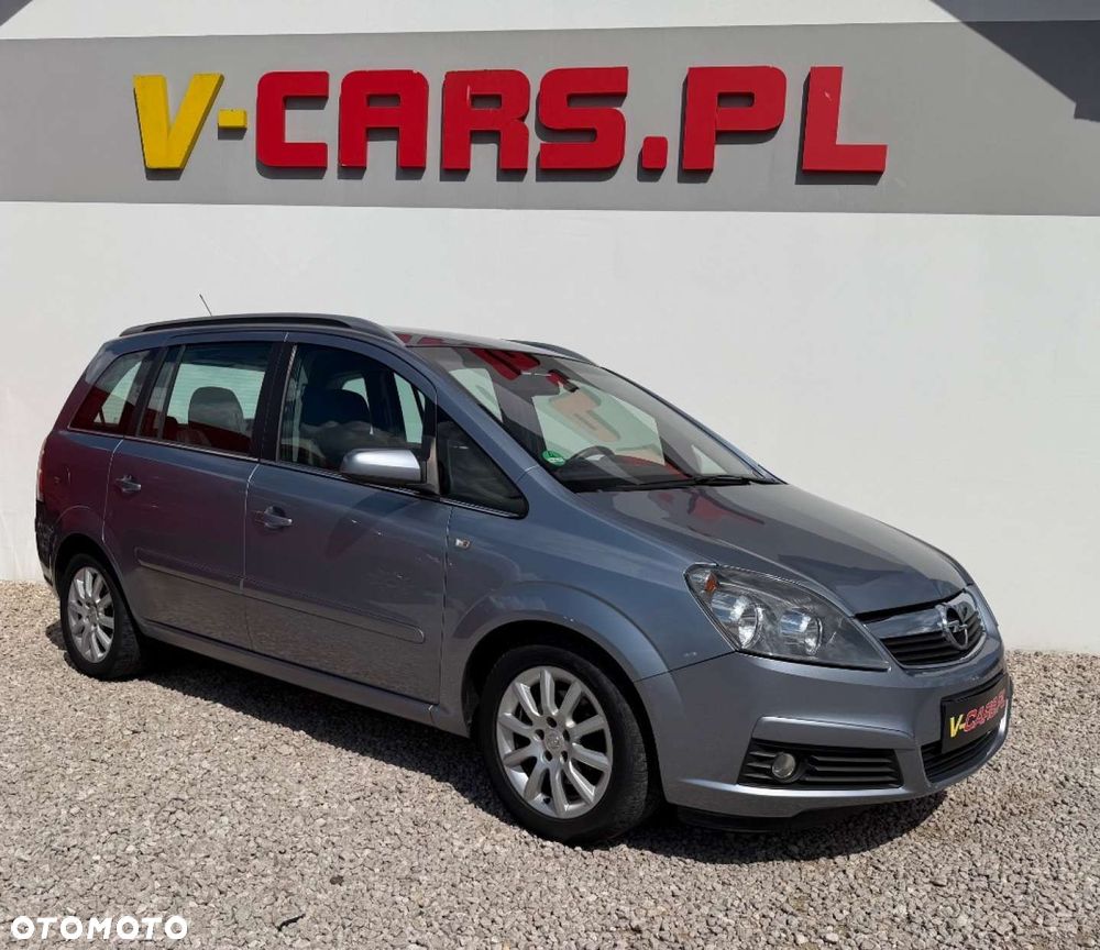 Opel Zafira - 10