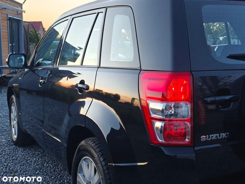 Suzuki Grand Vitara - 31