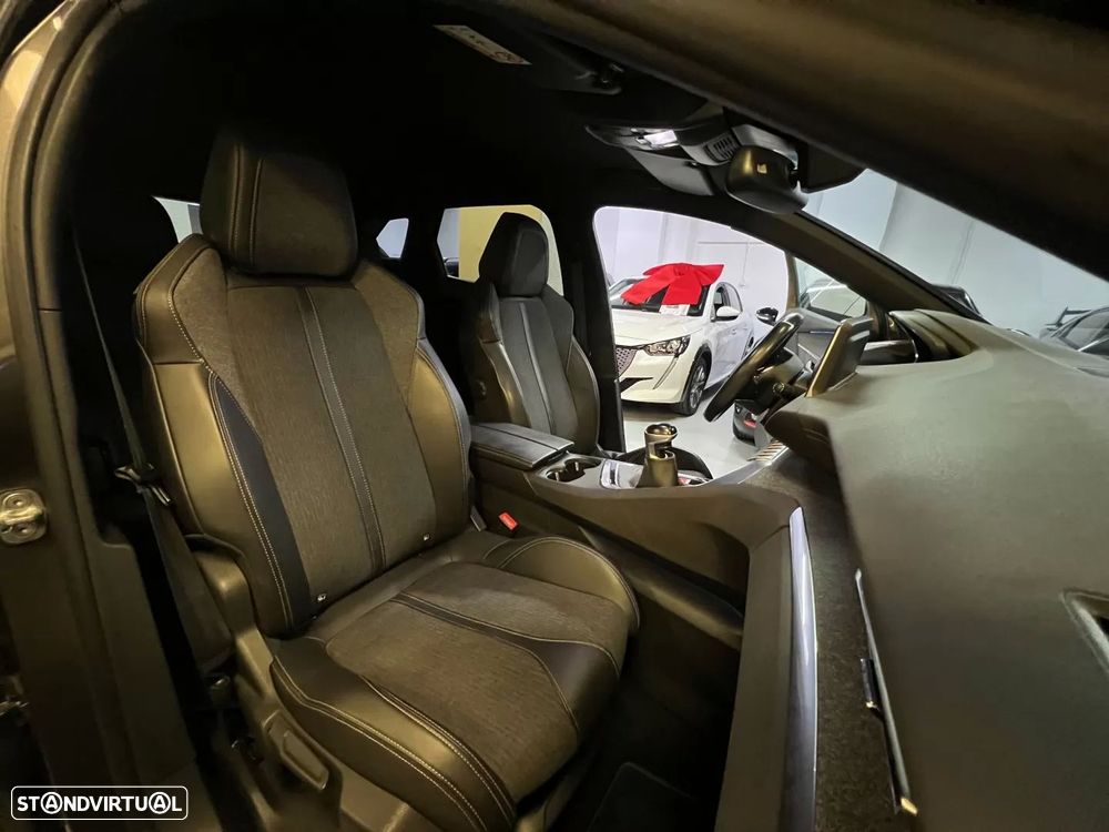 Peugeot 3008 1.2 PureTech GT Line - 37