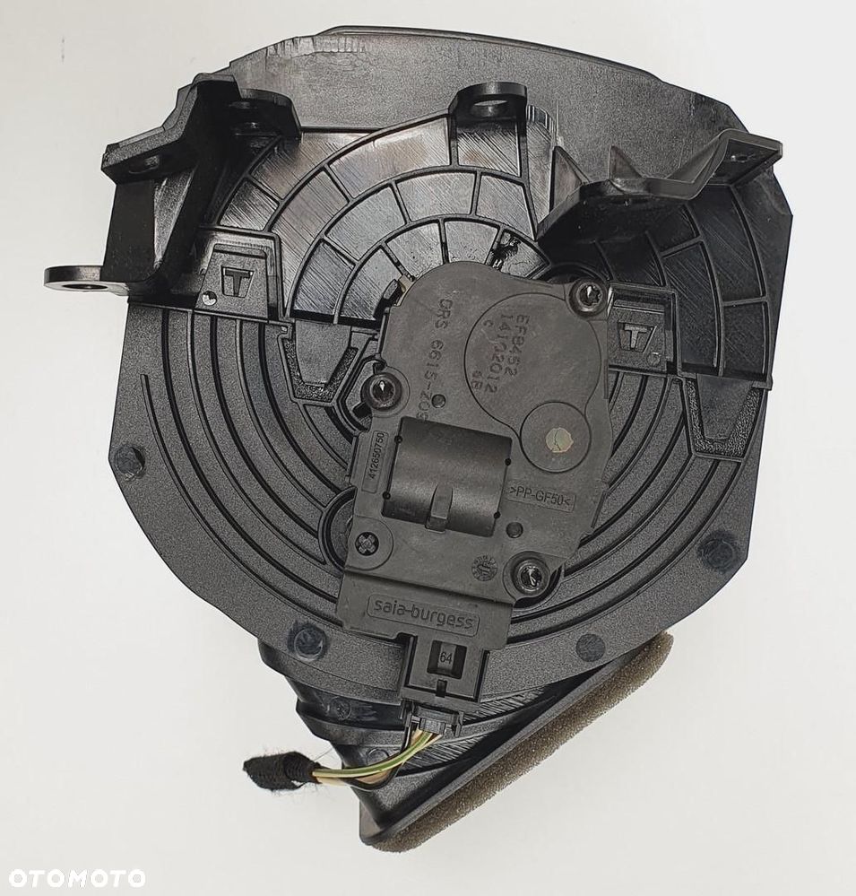 KRATKA NAWIEWU PRAWA ŚRODKOWA JAGUAR XF X250 - 3