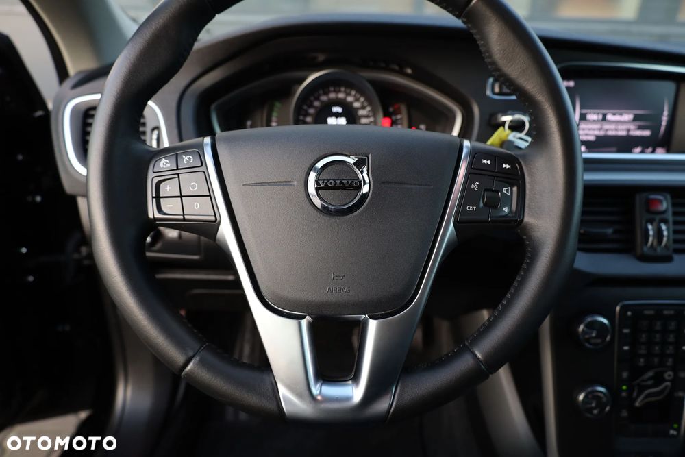 Volvo V40 T2 Linje Svart - 10