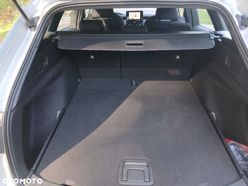 Toyota Corolla - 12