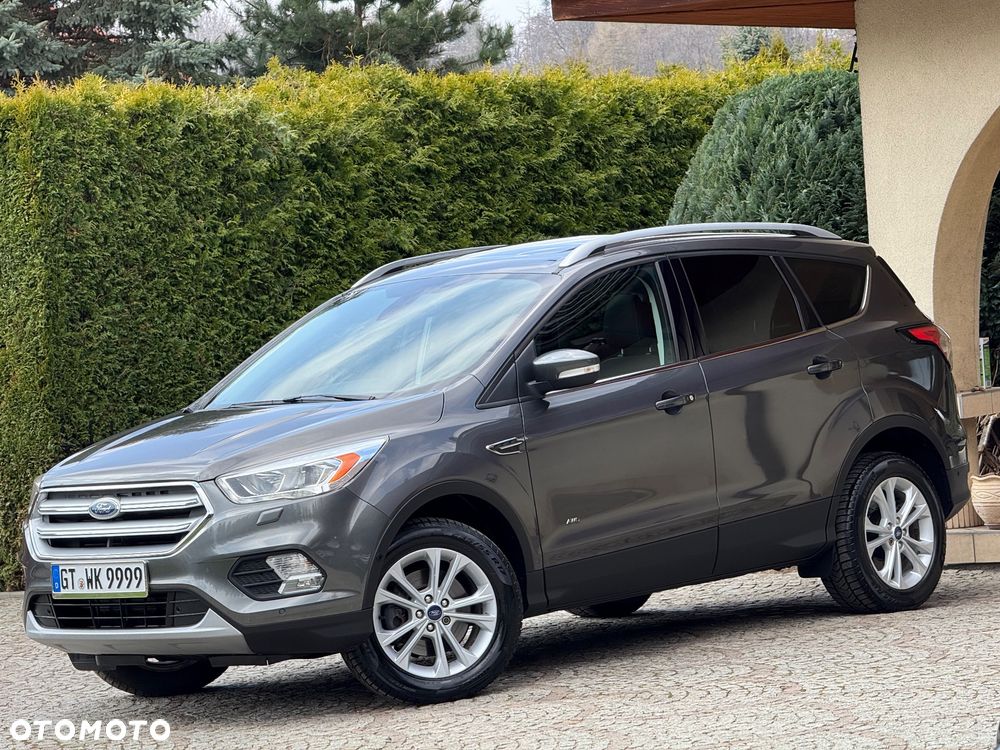 Ford Kuga 2.0 TDCi 4x4 Titanium - 3