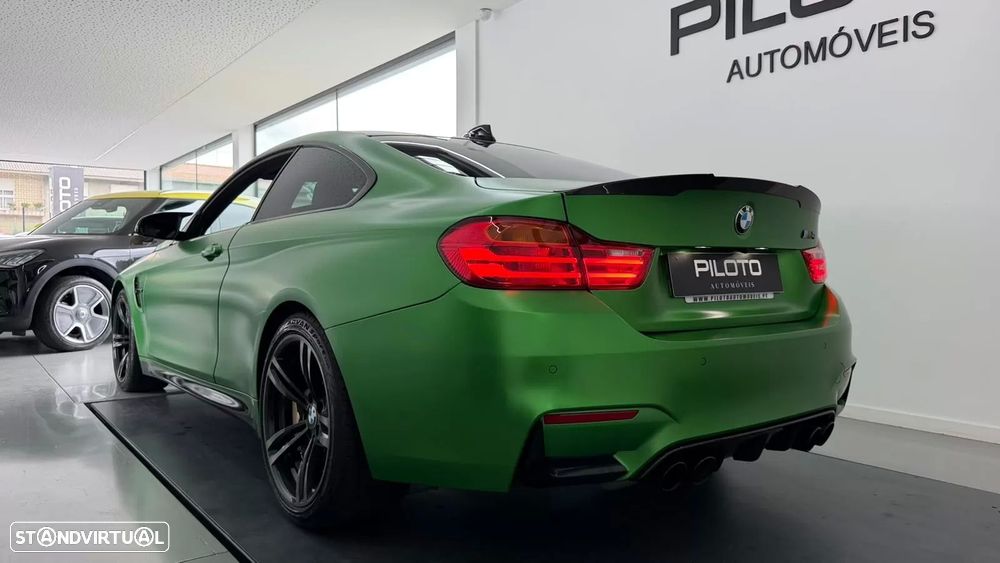 BMW M4 Auto - 7