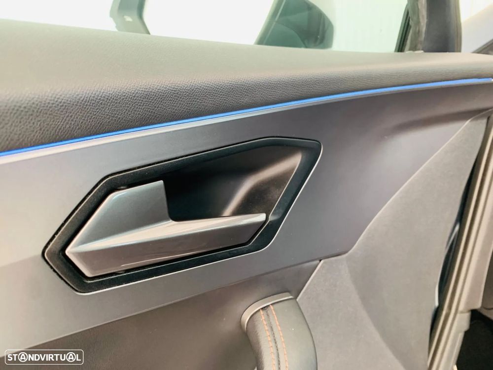 Cupra Formentor 1.4 e-Hybrid DSG VZ - 8