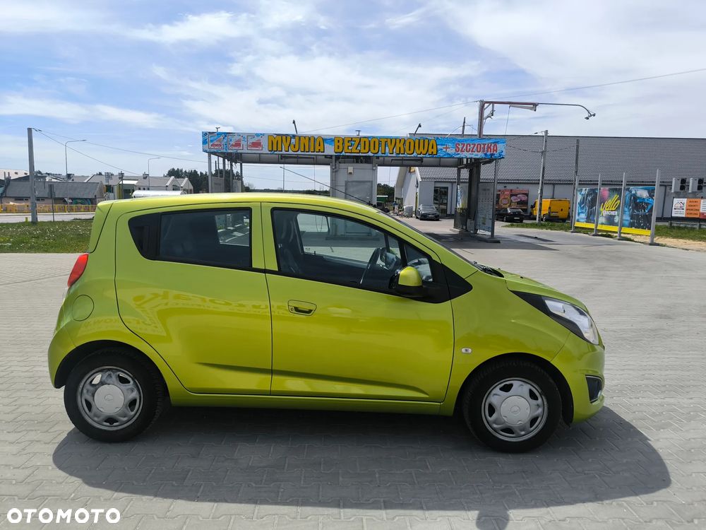 Chevrolet Spark 1.0 Base - 6