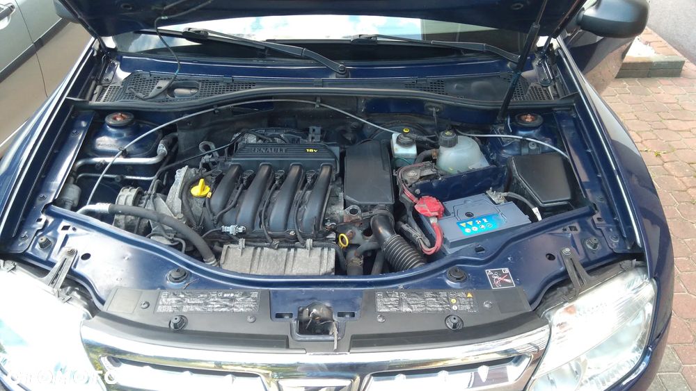 Dacia Duster 1.6 Laureate Euro5 - 8