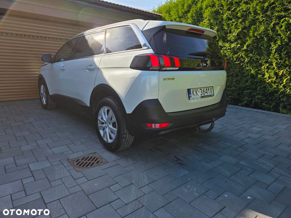 Peugeot 5008 2019 photo 4