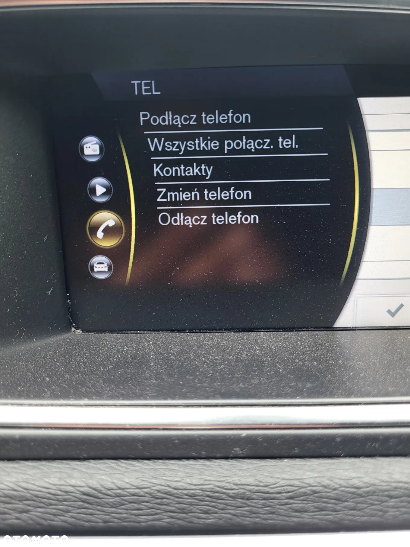 Volvo V40 D2 R-Design - 18