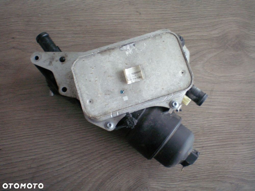 PODSTAWA FILTRA OLEJU RENAULT 1.6 DCI 152085948R