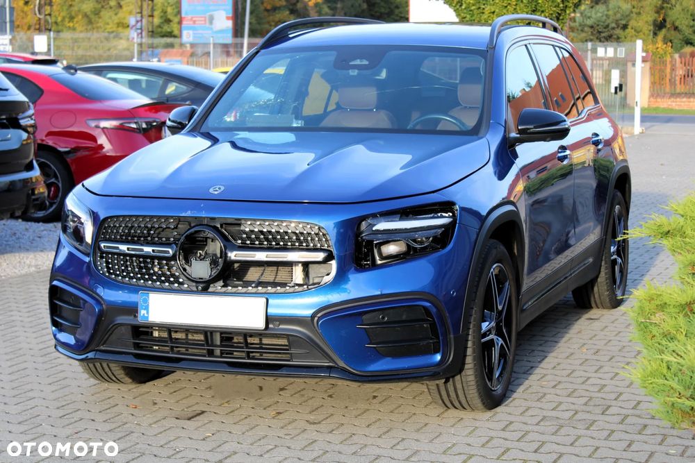Mercedes-Benz GLB 220 mHEV 4-Matic AMG Line 8G-DCT - 4