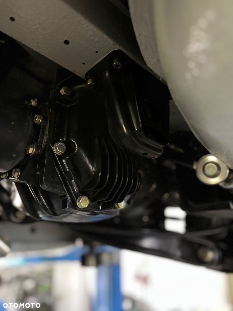 Mercedes-Benz SLC - 19