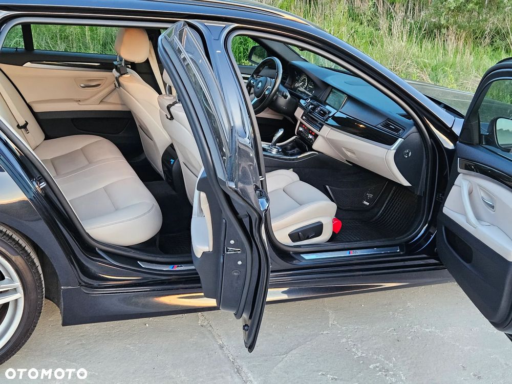BMW Seria 5 520d xDrive Sport - 22