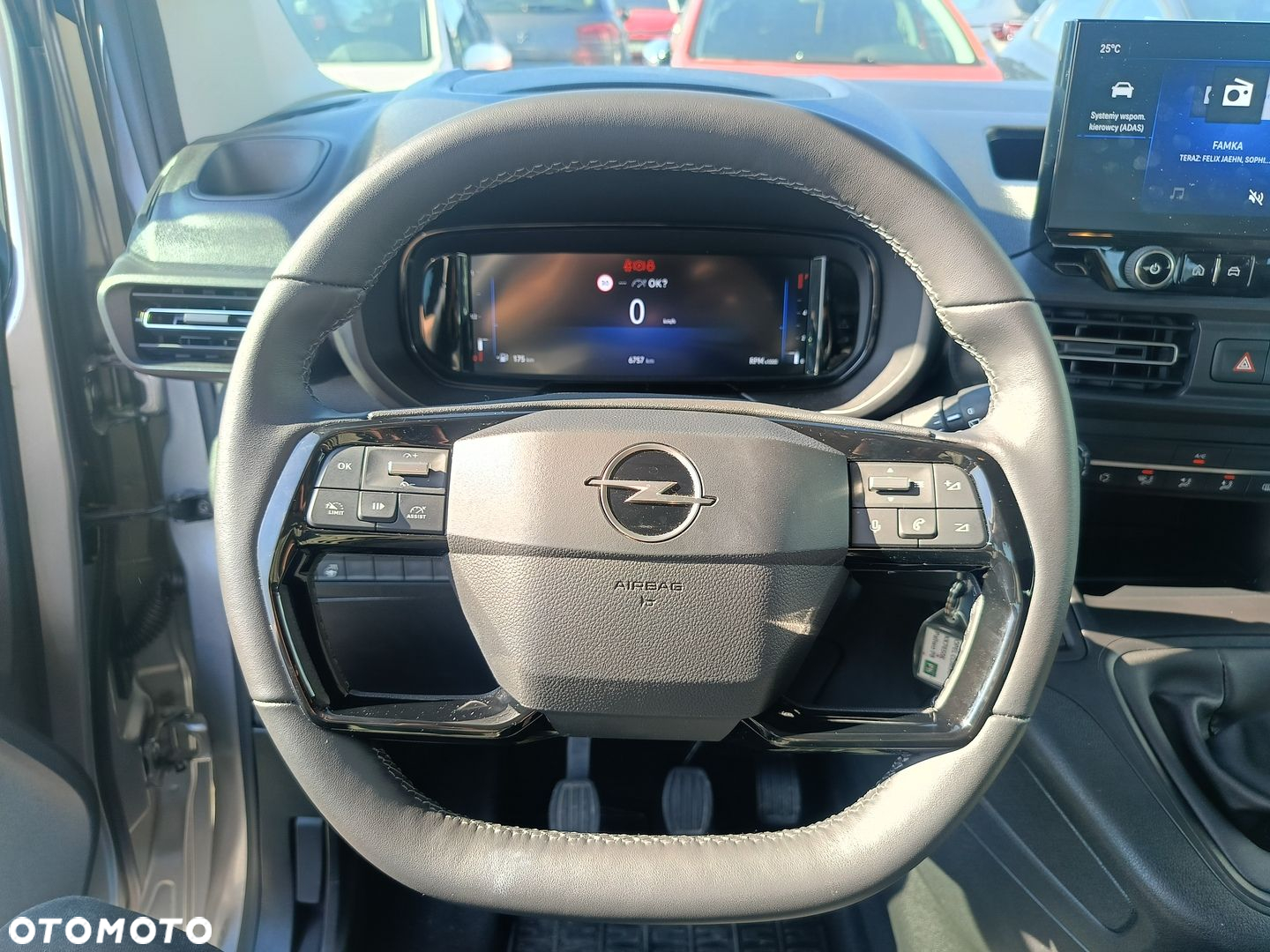 Opel Combo L 1.2 PureTech S&S - 12