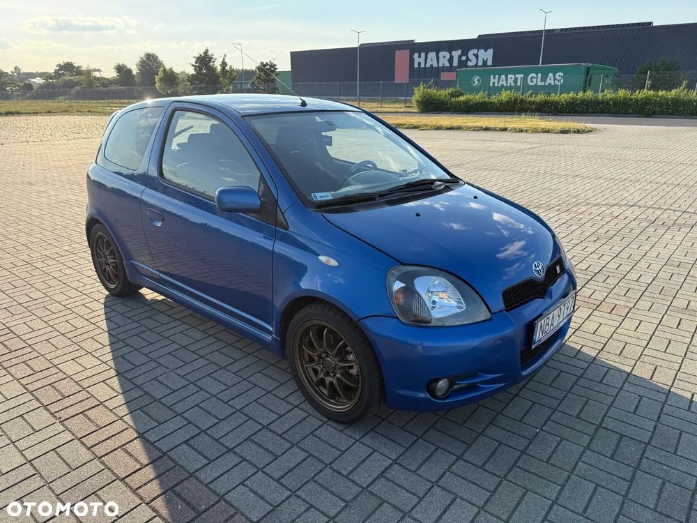 Toyota Yaris - 7