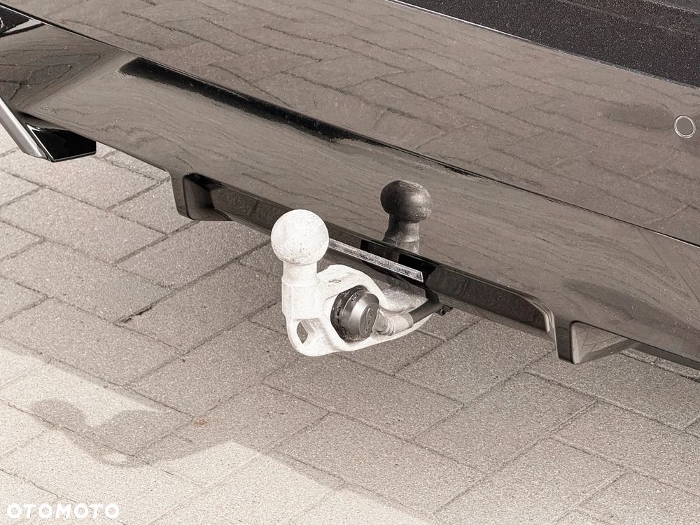 BMW Seria 5 520d - 13