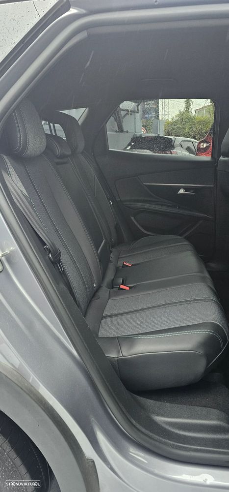 Peugeot 3008 BlueHDi 130 Stop & Start EAT8 Allure - 10