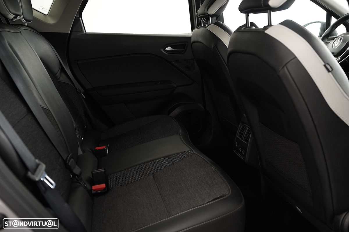 Renault Captur 1.0 TCe Techno - 23