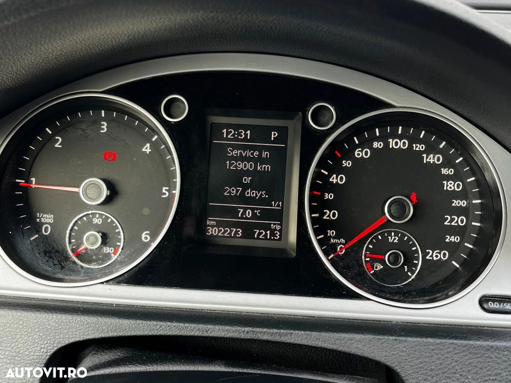 Volkswagen Passat Variant 2.0 TDI DSG BlueMotion Technology Comfortline - 12